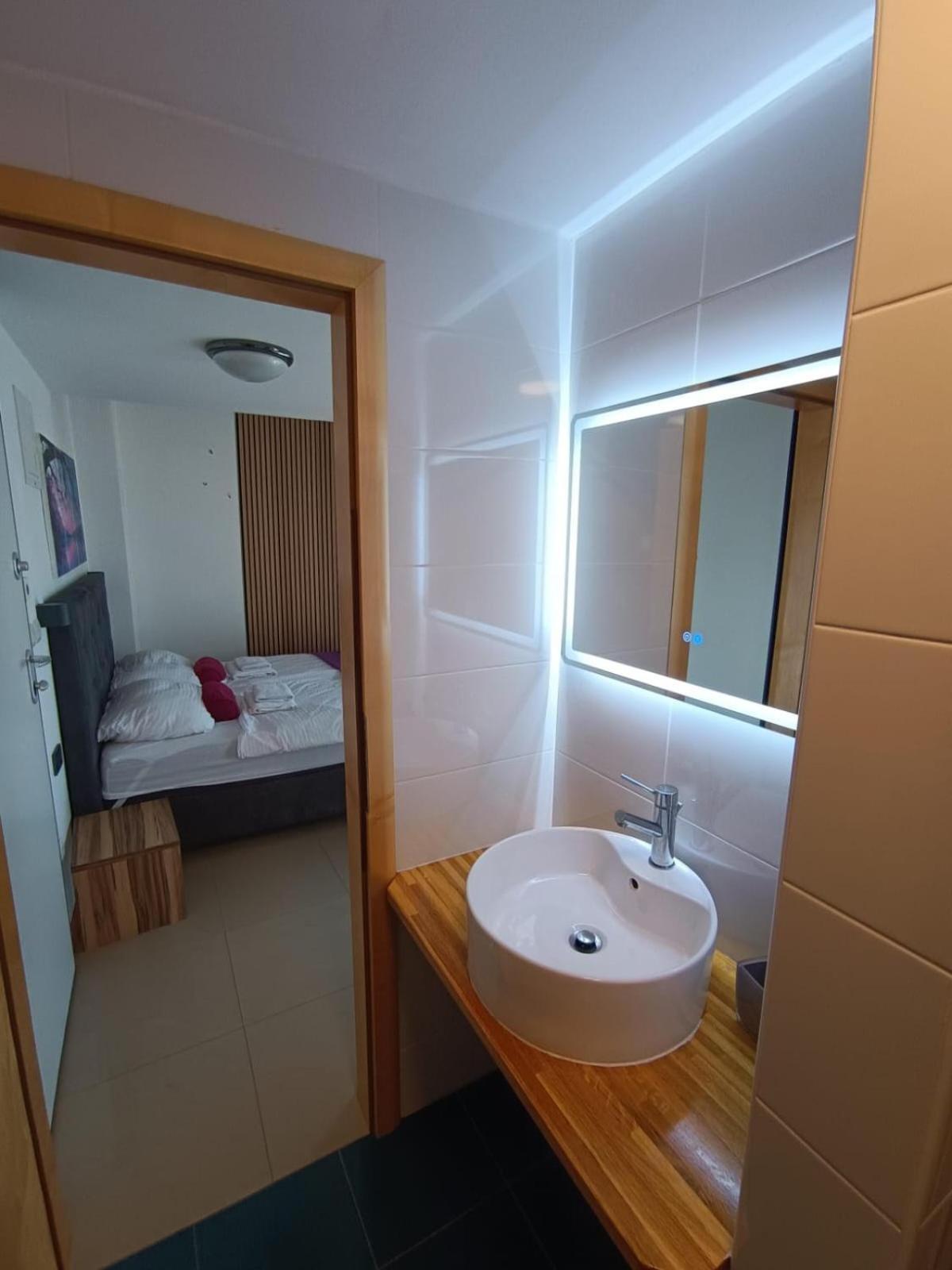 Apartments Pongrac Cres Kültér fotó