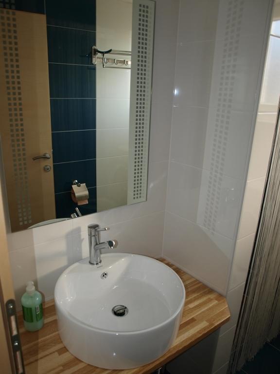 Apartments Pongrac Cres Szoba fotó